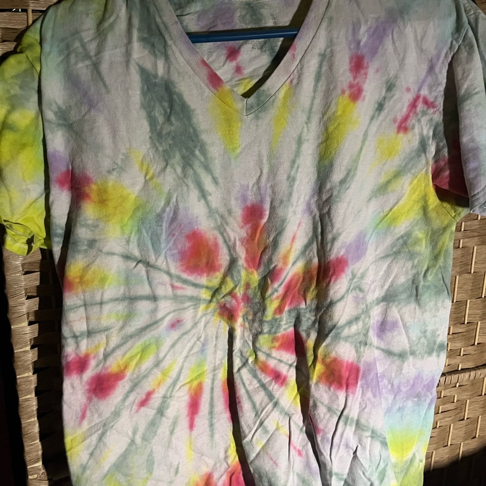 Colorful Tie-Dye V-Neck T-Shirt
